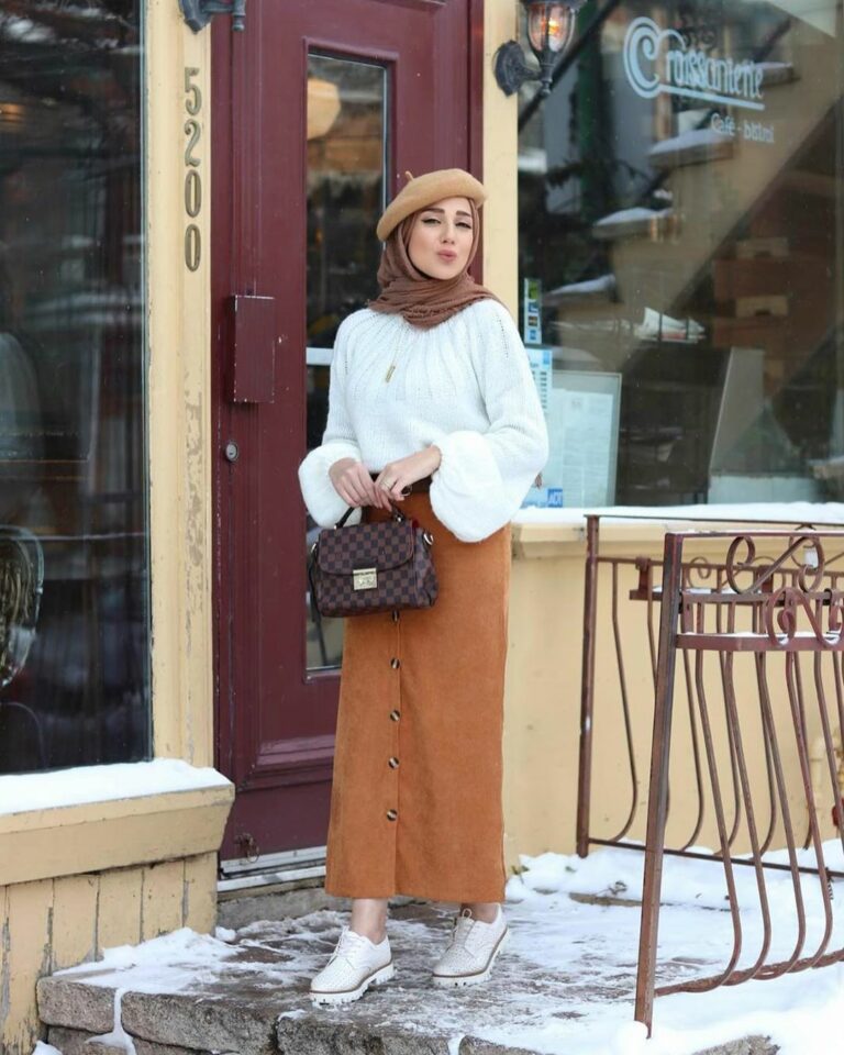 20 Casual Winter Outfit Ideas - Hijab Fashion Inspiration