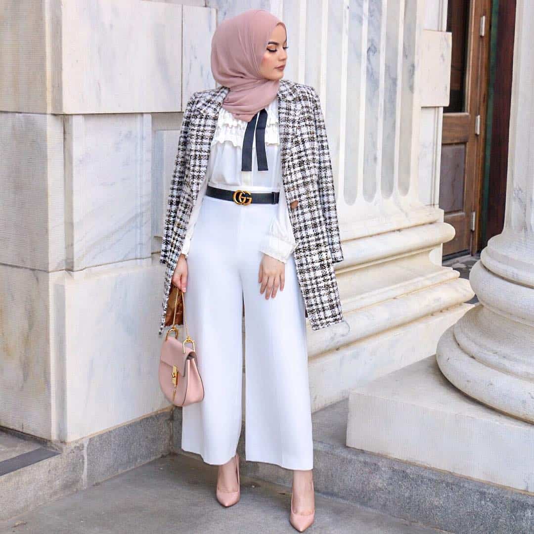 15 Looks That Prove White Pants Add So Much Style - Hijab Fashion ...