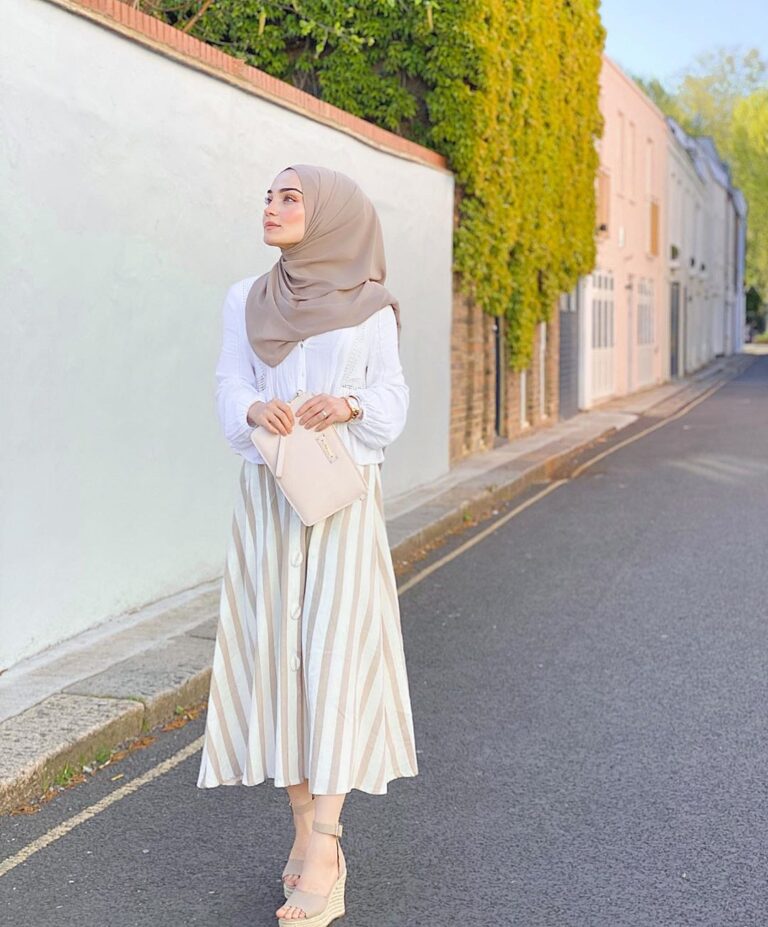 Blogger Of The Week: Dila aka @onlydila - Hijab Fashion Inspiration