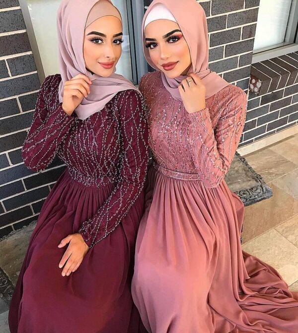 Sana Sayed Most Stunning & Stylish Looks - Hijab Fashion Inspiration