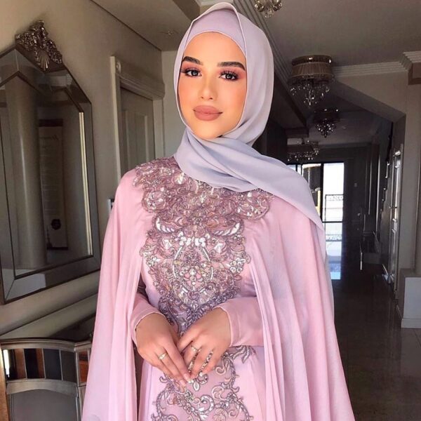 Sana Sayed Most Stunning & Stylish Looks - Hijab Fashion Inspiration