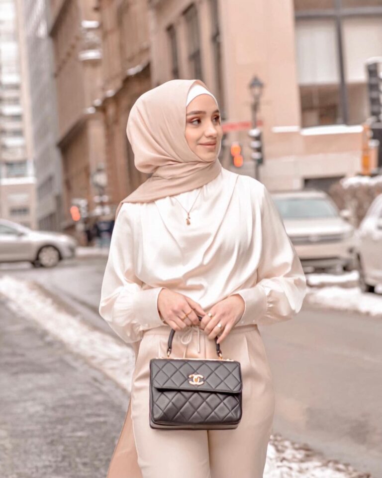 Blogger Of The Week: Zaynab aka @zaynabrayhan - Hijab Fashion Inspiration