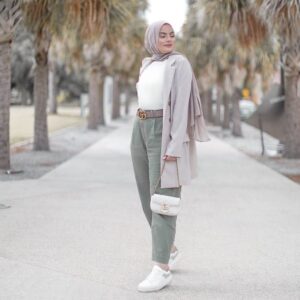 Omaya Zein's Everyday Casual Outfit Ideas - Hijab Fashion Inspiration